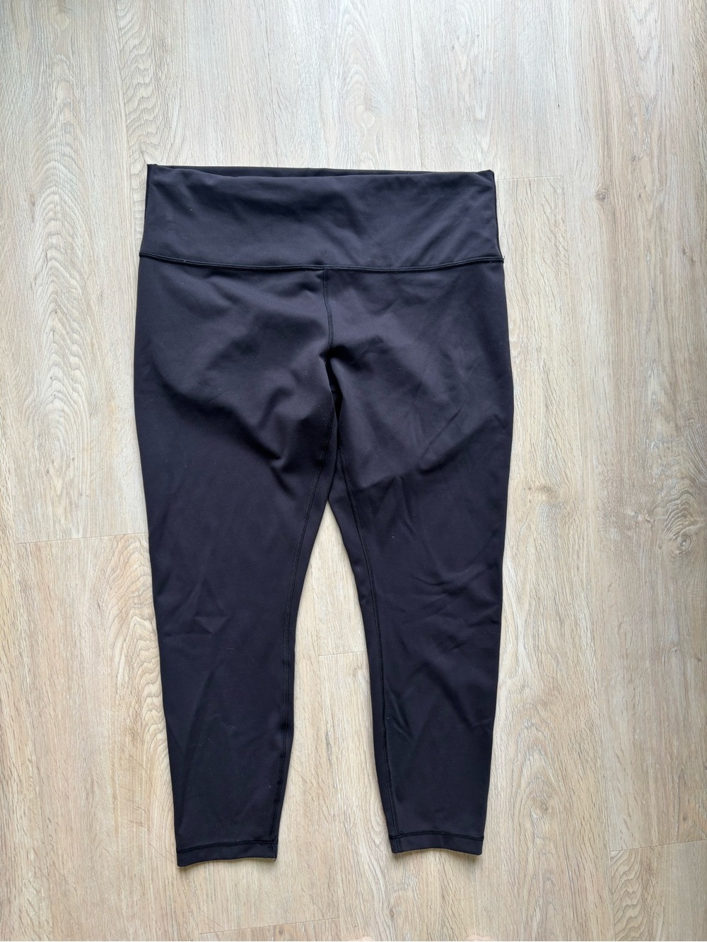 Lululemon Wunder Train High-Rise Tight 25" Black (First Release) Size 16 - Picture 5 of 14